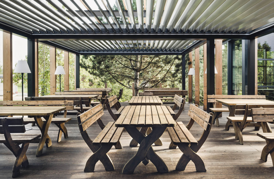 Summerhouses Vs. Conservatories